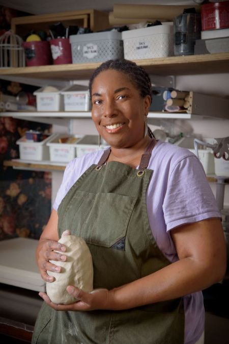 Atelier de céramique Dominique Zebus Ceramics - Portrait